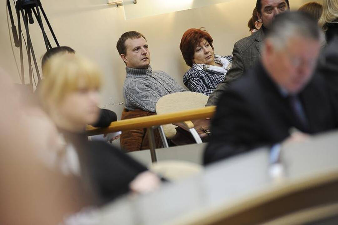 Valdžia nusprendė „Auros“ teatrą kol kas palikti ramybėje