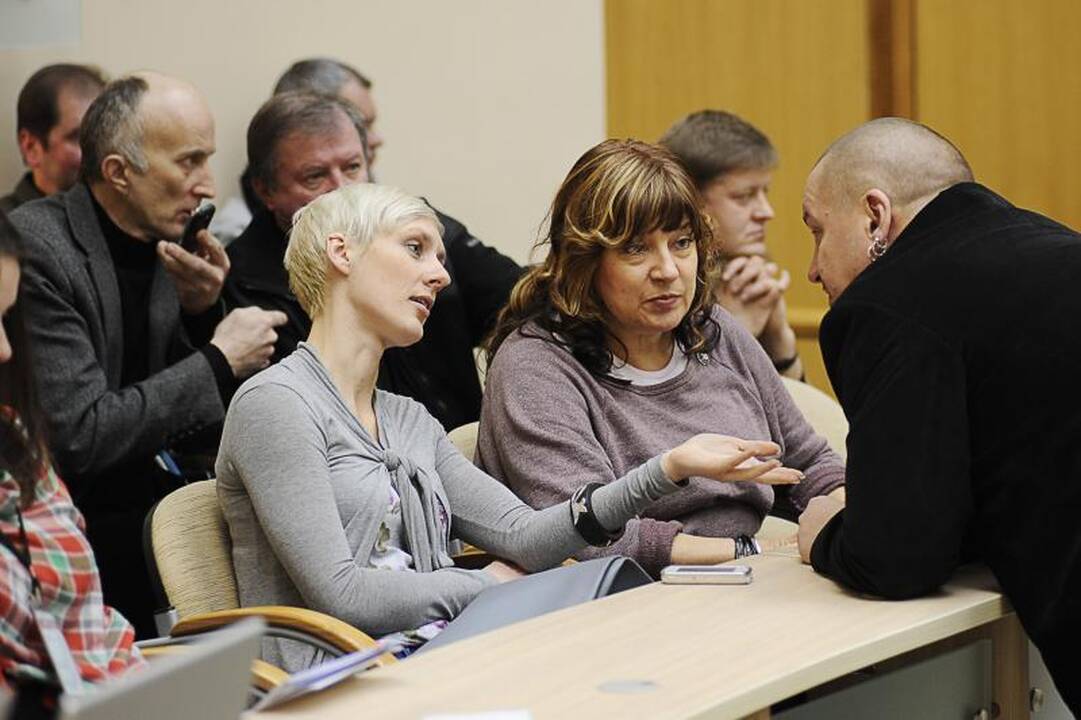 Valdžia nusprendė „Auros“ teatrą kol kas palikti ramybėje