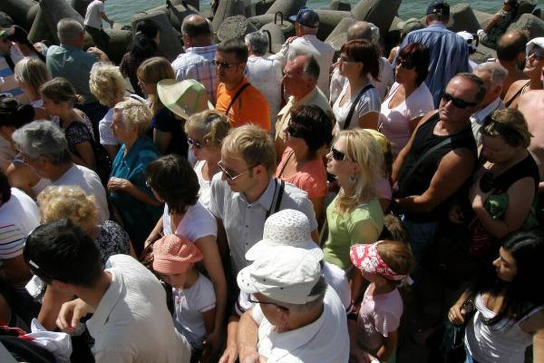 Klaipėda išlydėjo burlaivius (papildyta)