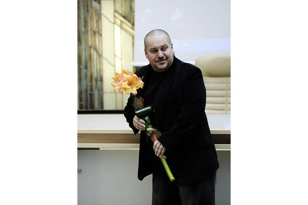Valdžia nusprendė „Auros“ teatrą kol kas palikti ramybėje