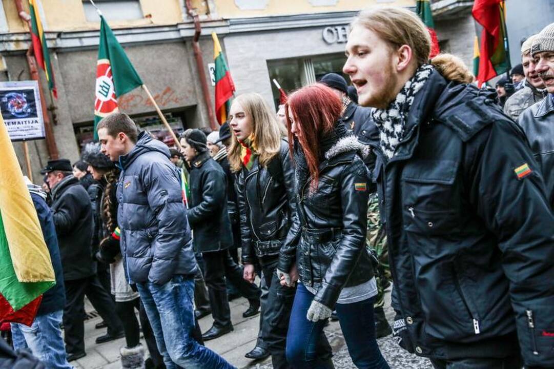 Provokacija nepavyko: tautininkų eitynės baigėsi sugiedojus himną