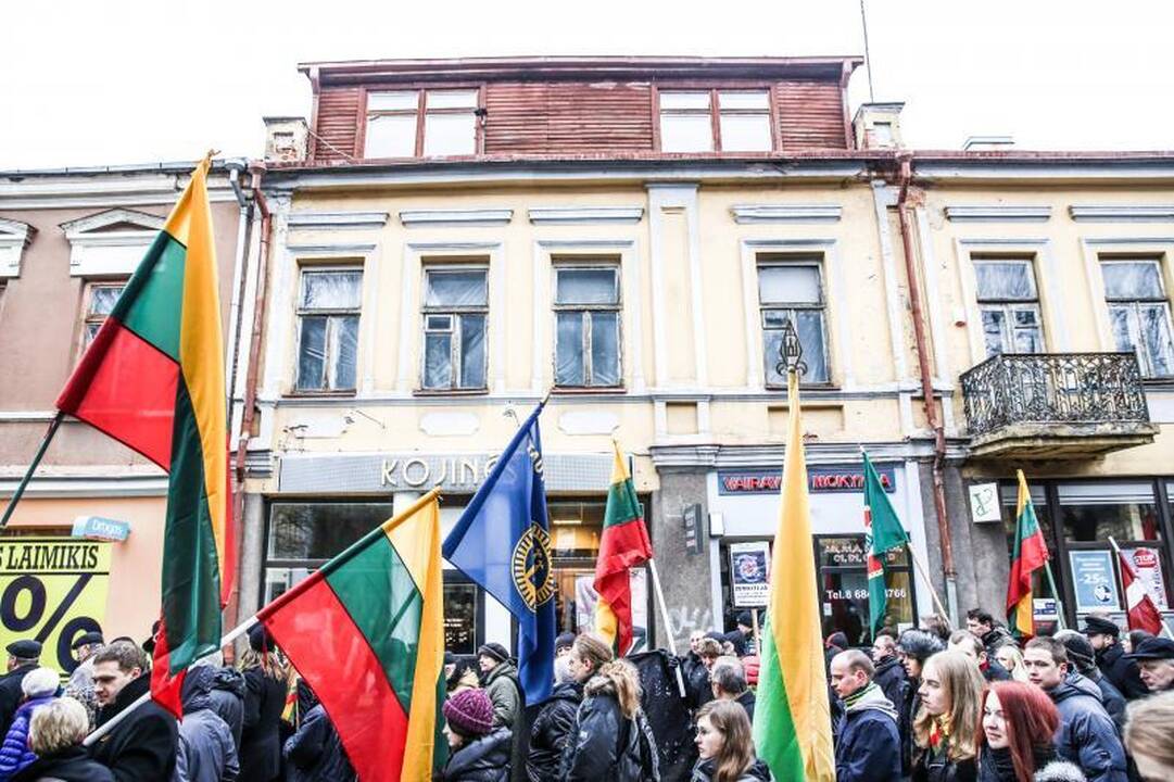 Provokacija nepavyko: tautininkų eitynės baigėsi sugiedojus himną