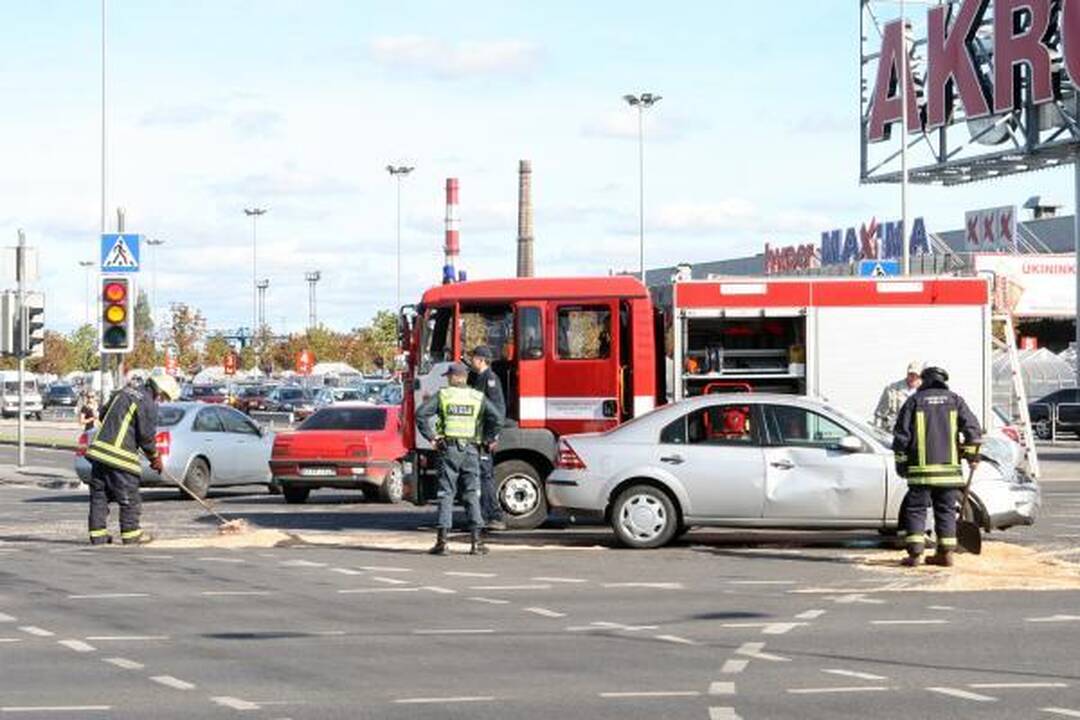Klaipėdoje į avariją pateko Rusijos konsulato automobilis 