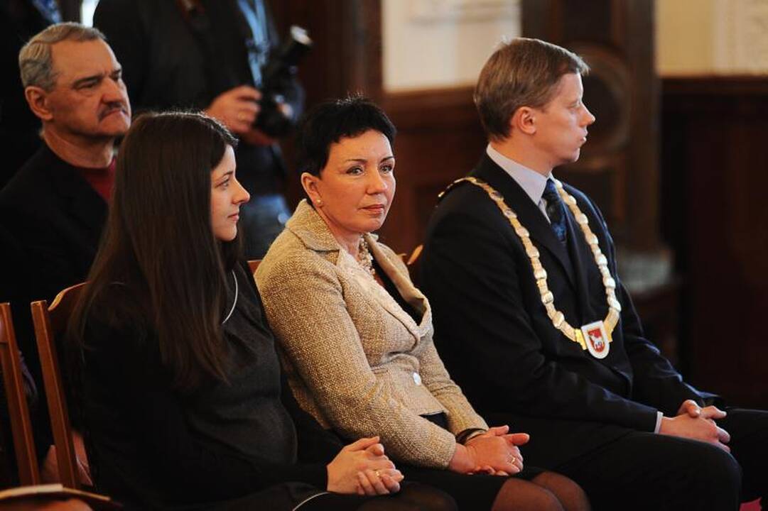 Rotušėje rašytojui P.Palilioniui įteikta B.Brazdžionio premija