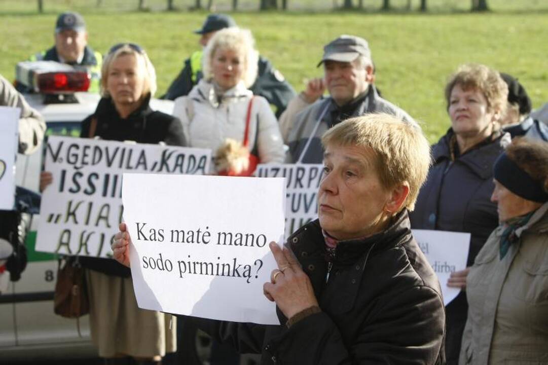 Mitingavę dituviškiai: bendrijos pirmininkas - apsišaukėlis!