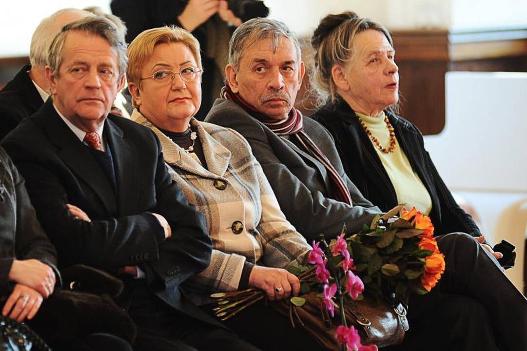 Rotušėje rašytojui P.Palilioniui įteikta B.Brazdžionio premija