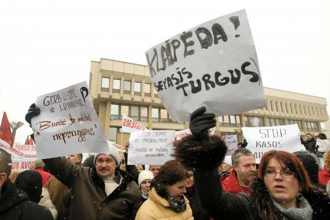 Kultūros sostinę nusiaubė riaušės (video)