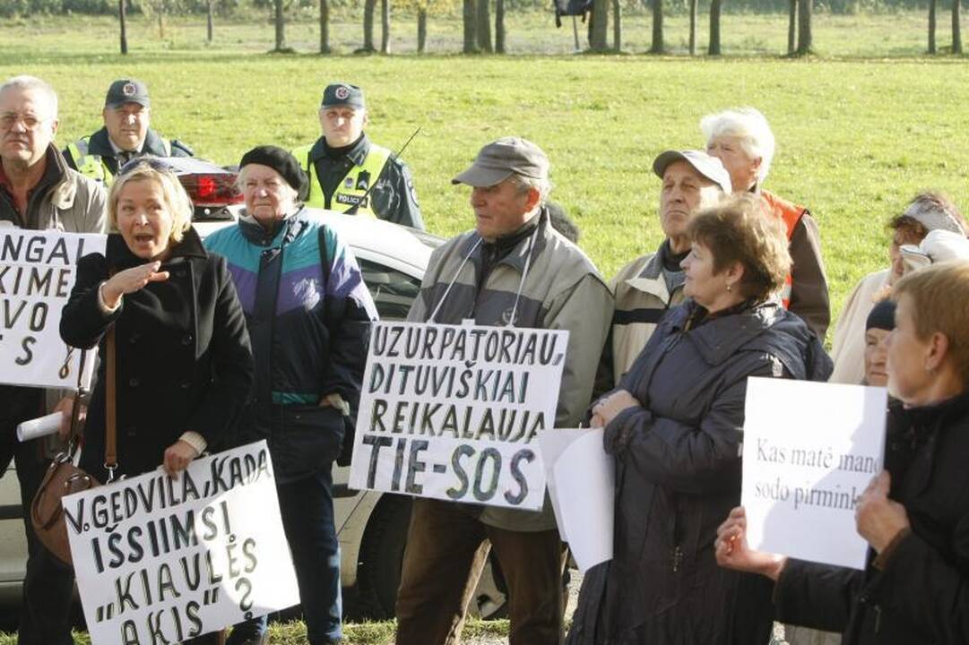 Mitingavę dituviškiai: bendrijos pirmininkas - apsišaukėlis!