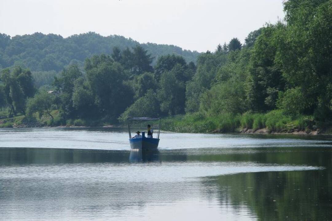 Sezono naujiena: Nevėžio upe pradės plaukioti laiveliai