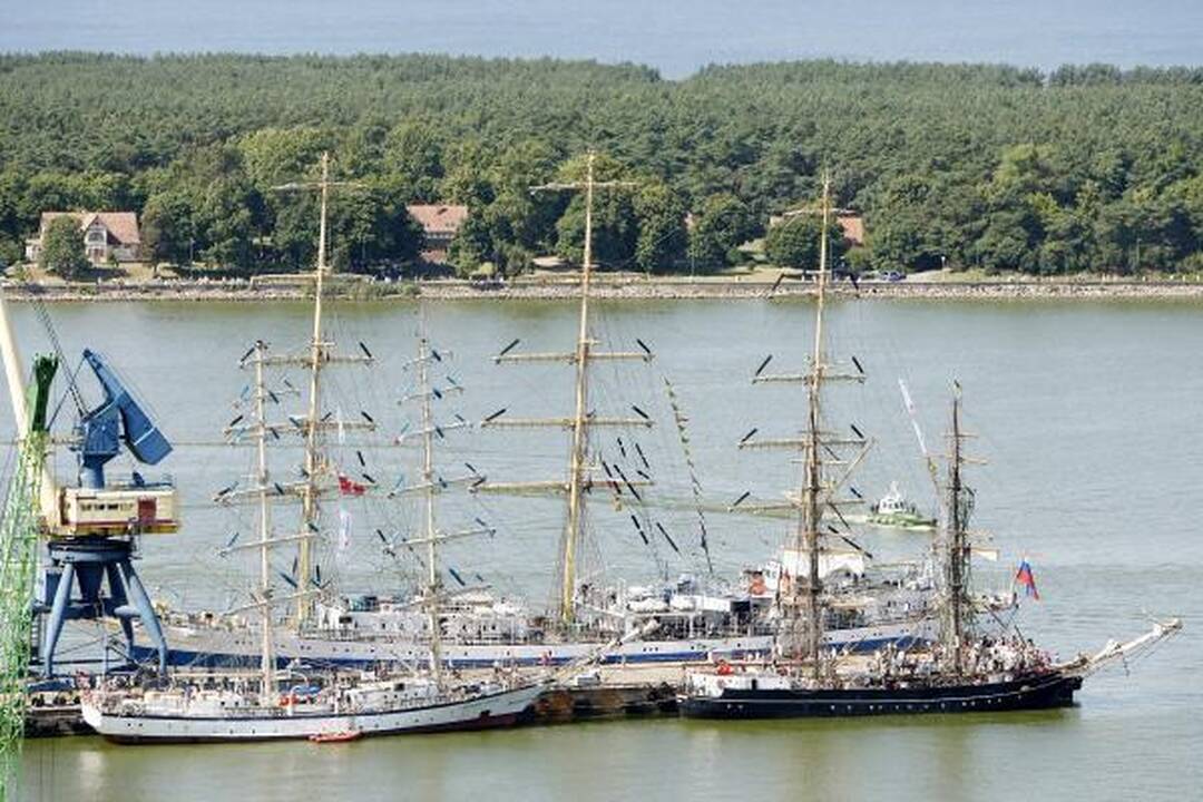 Klaipėda išlydėjo burlaivius (papildyta)