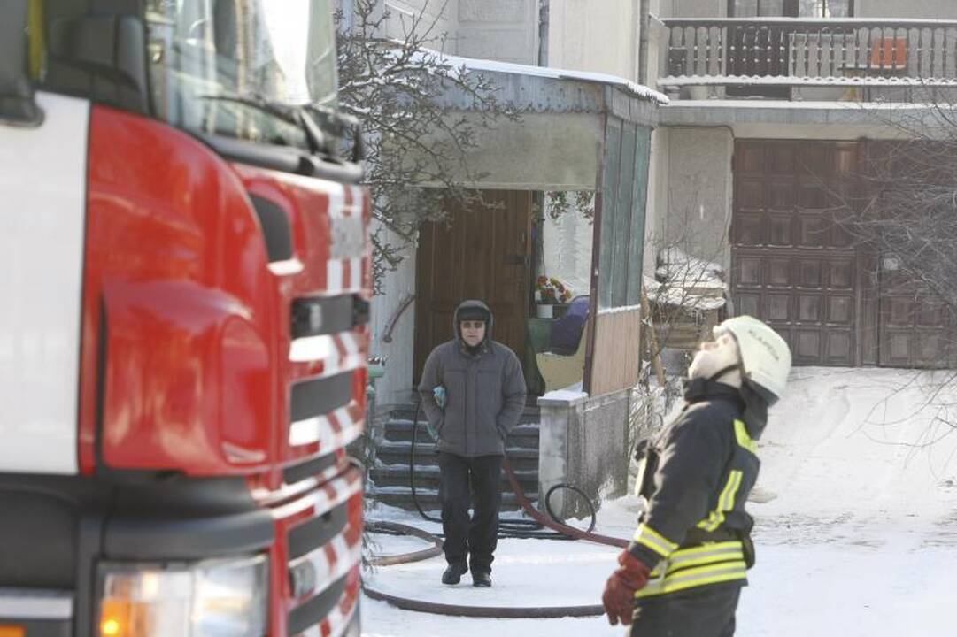 Klaipėdos apskrities ugniagesiams - darbų karštymetis (papildyta)