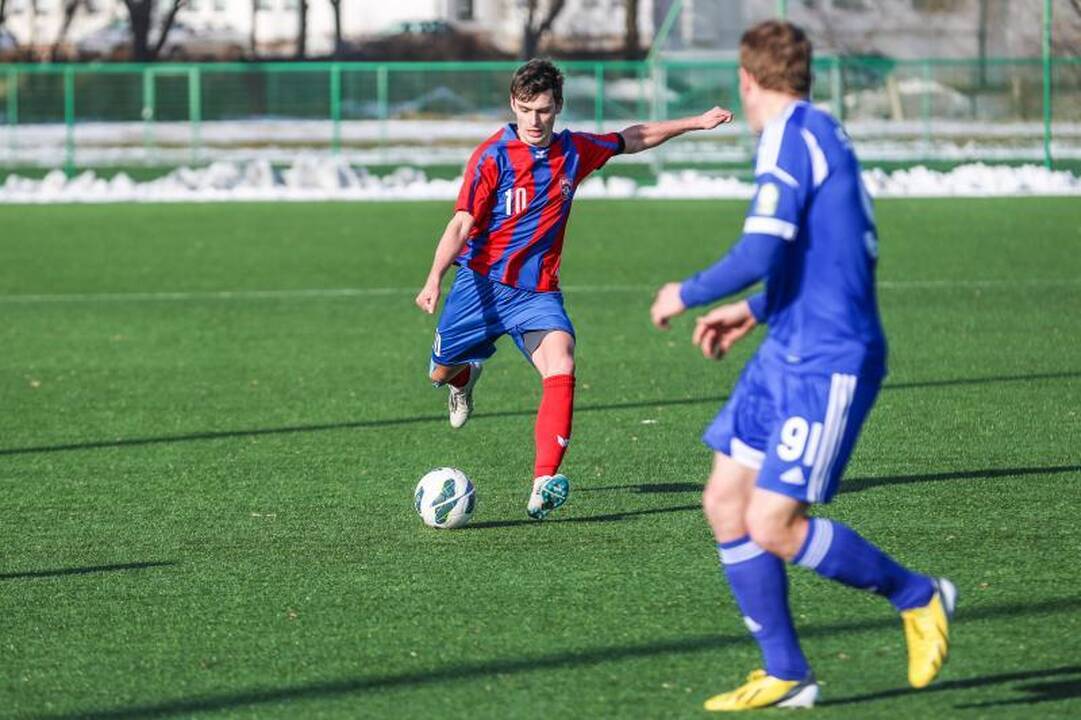 Futbolo lygos startas Kaune: čempionai įveikė „Dainavą“