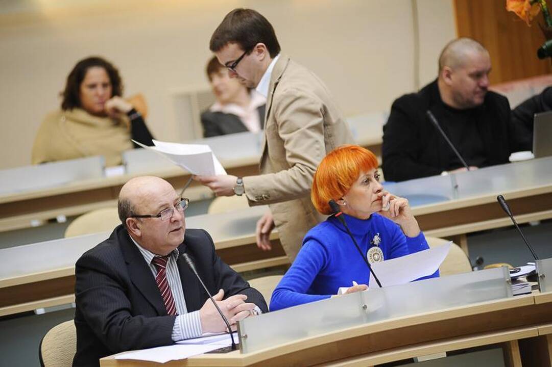 Valdžia nusprendė „Auros“ teatrą kol kas palikti ramybėje
