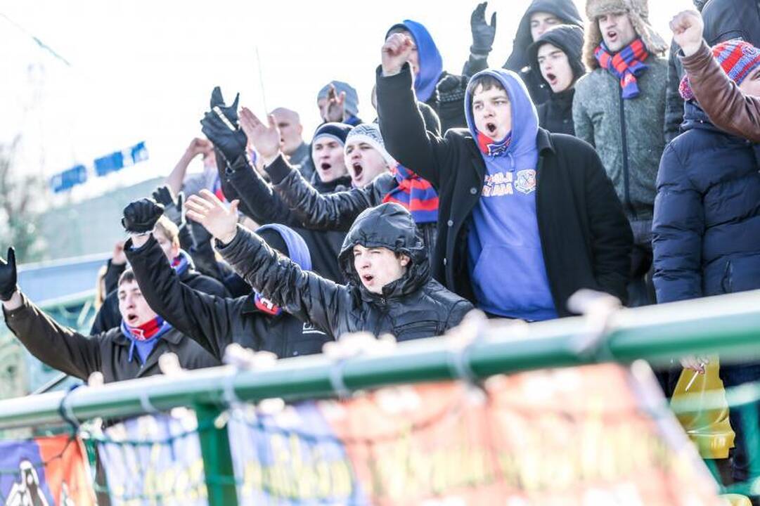 Futbolo lygos startas Kaune: čempionai įveikė „Dainavą“