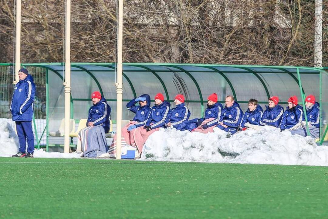 Futbolo lygos startas Kaune: čempionai įveikė „Dainavą“