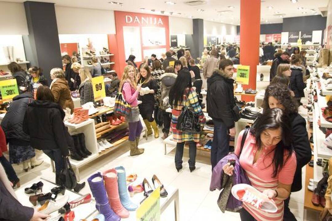 Kultūringas naktinis apsipirkimas „Europoje“