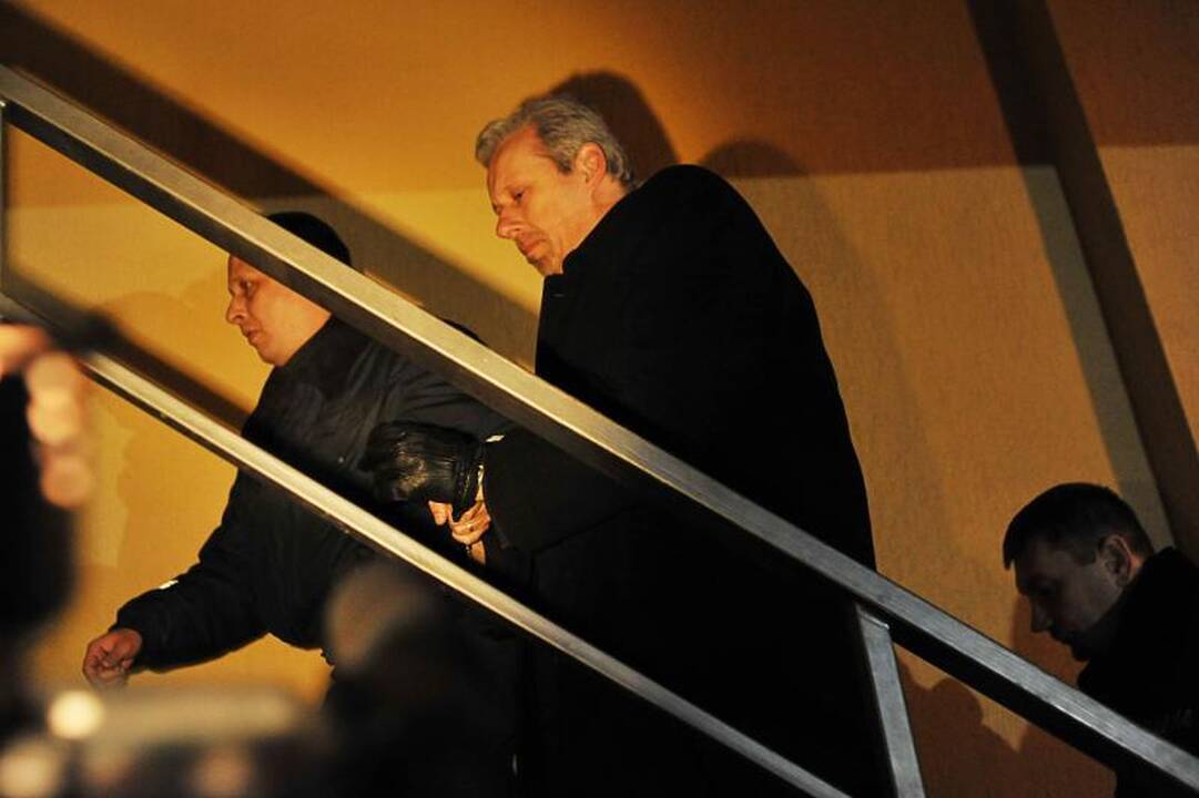 Mėnesiui suimtas K.Kriščiūnas šypsojosi: jaučiuosi puikiai