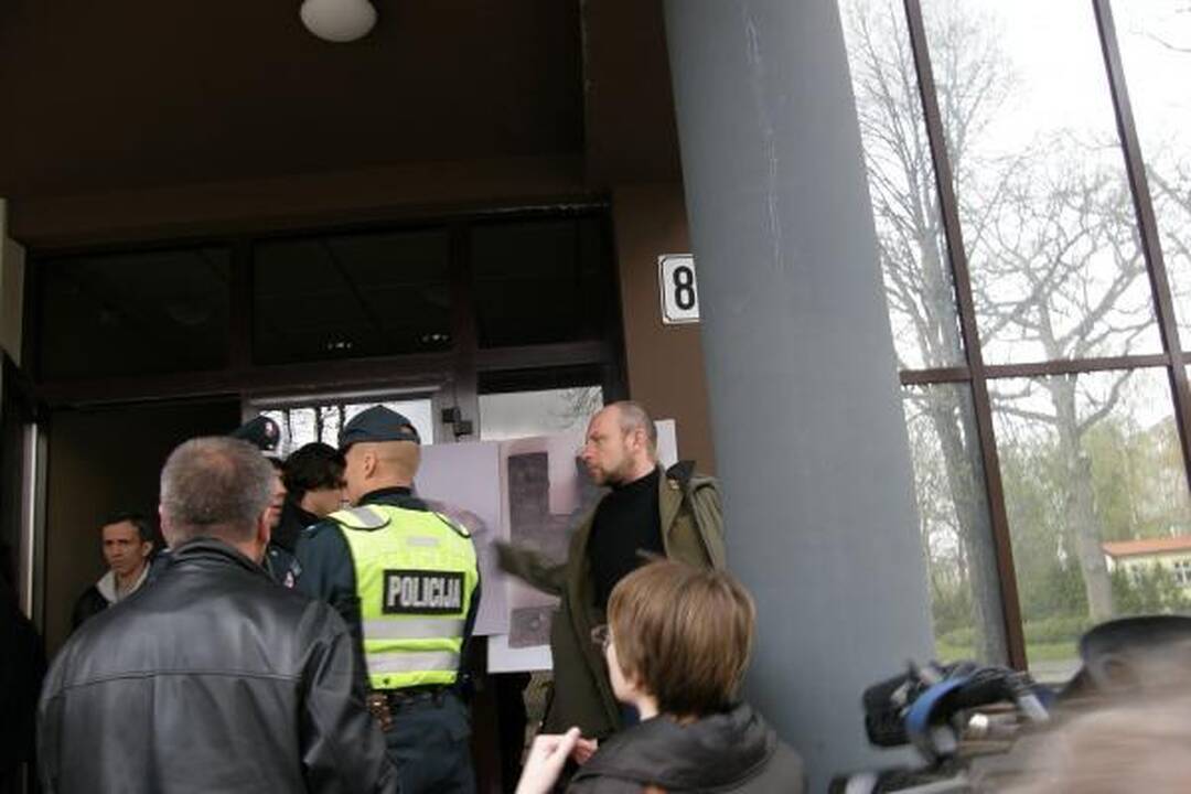 Klaipėdoje - antras konfliktas dėl senovinių svastikų