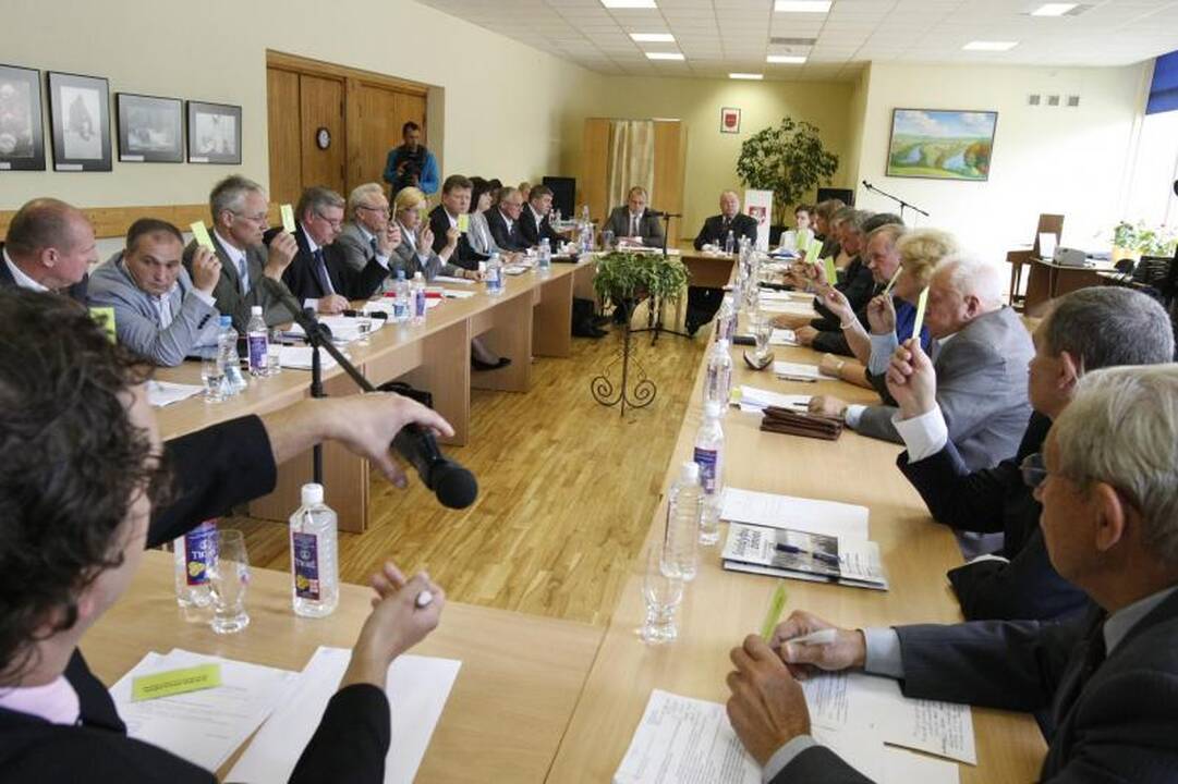 Prasidėjo slaptas balsavimas dėl Klaipėdos rajono mero likimo