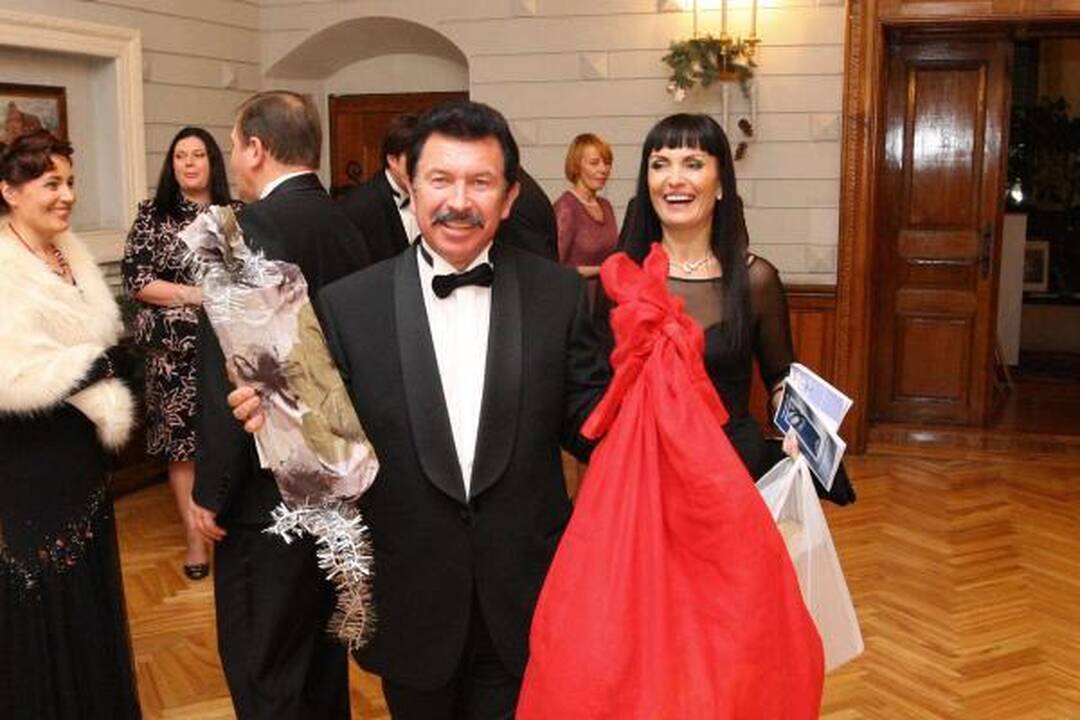 Labdaros pokylyje - miesto elitas