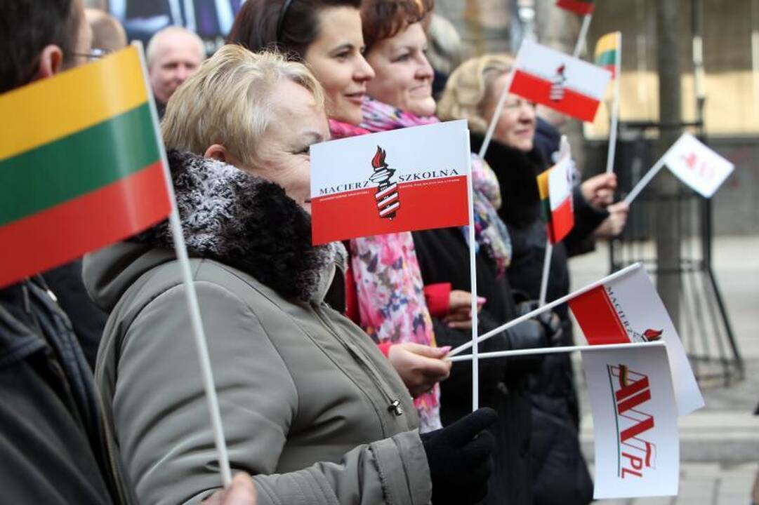 Britų istorikas: lietuviams ir lenkams reikia vienodų teisių
