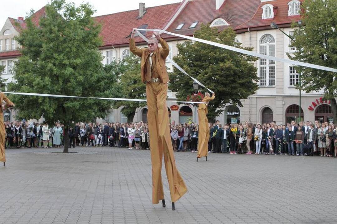 Klaipėdos moksleiviai rinkosi į Pirmąją pamoką