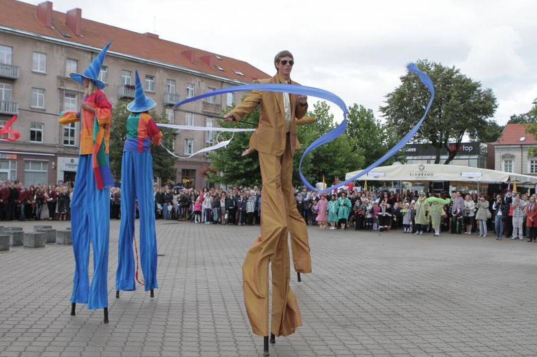 Klaipėdos moksleiviai rinkosi į Pirmąją pamoką