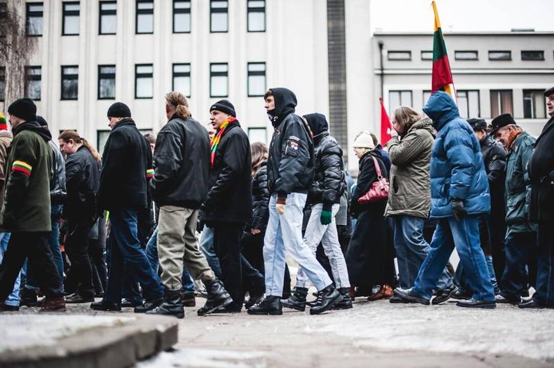 Provokacija nepavyko: tautininkų eitynės baigėsi sugiedojus himną