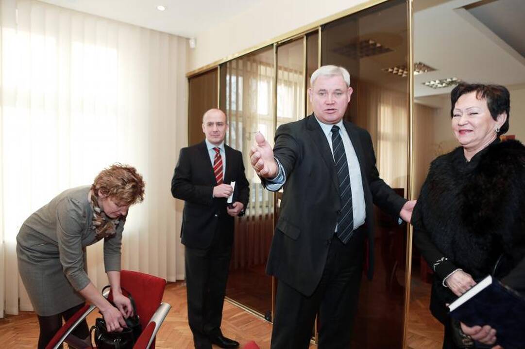 Meras pagerbė miestui nusipelniusius piliečius