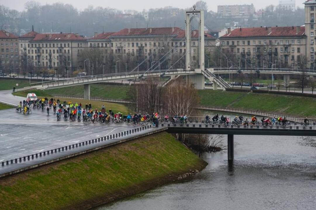 Kauno dviratininkų parade – daugiau nei šimtas dalyvių