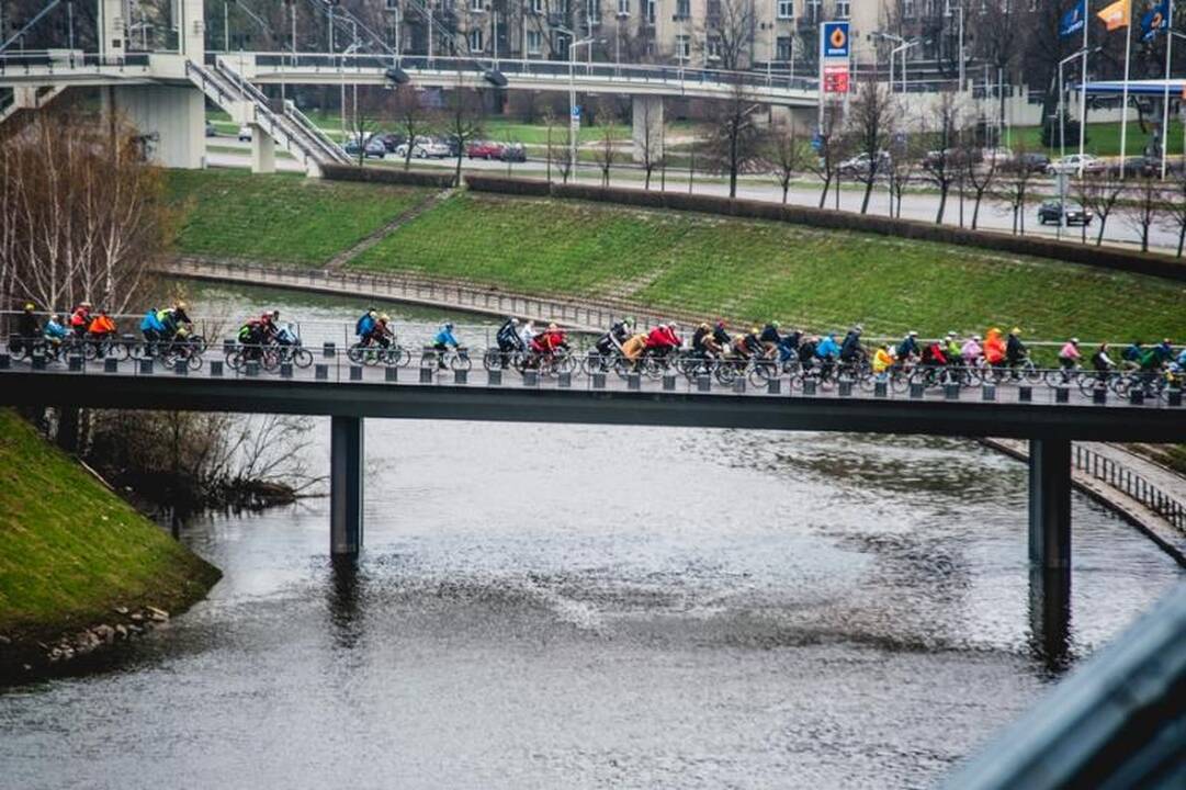 Kauno dviratininkų parade – daugiau nei šimtas dalyvių
