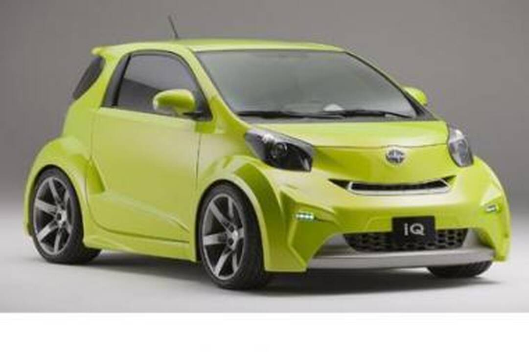 „Piktas“ mažylis „Toyota iQ“