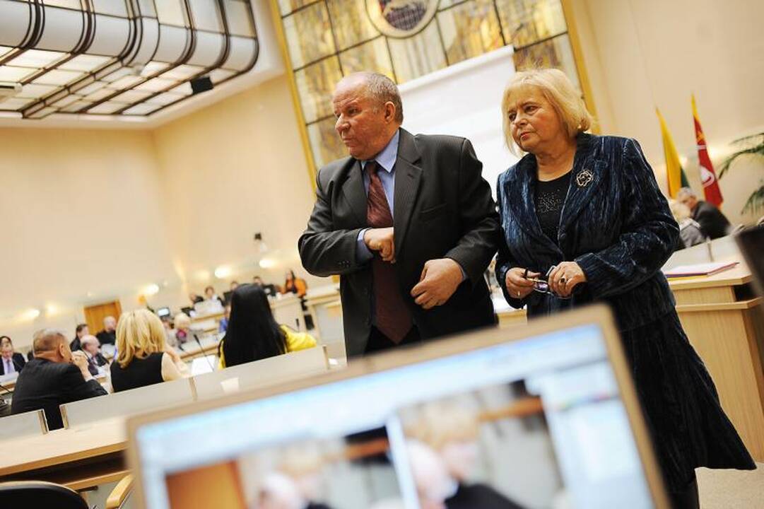 Valdžia nusprendė „Auros“ teatrą kol kas palikti ramybėje