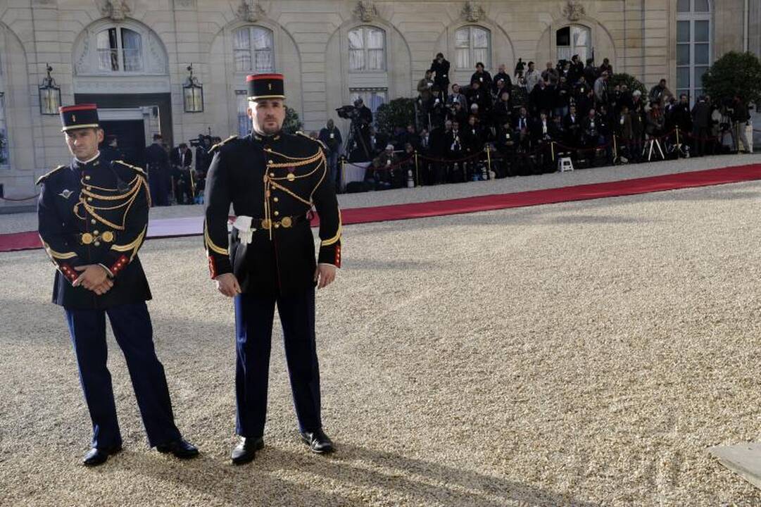 Francois Hollande'as prisaikdintas Prancūzijos prezidentu