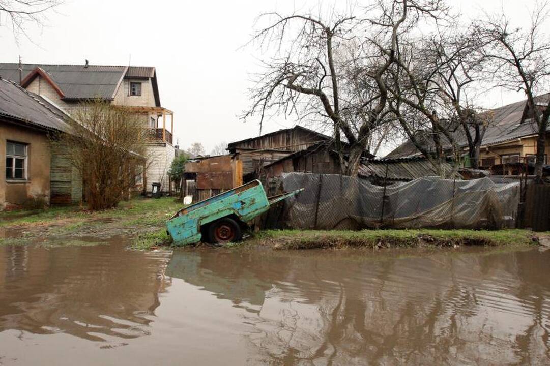 Pagalbos šauksmas iš kauniečių: „Skęstame!“