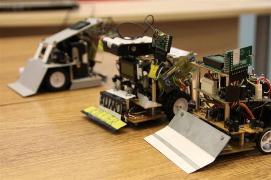 Kauno kolegijoje – robotukų kovos