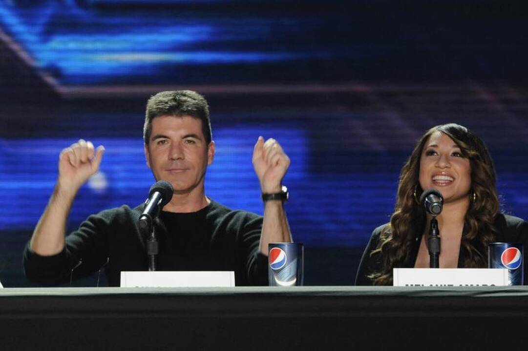 Amerikietišką „X Factor“ laimėjo Melanie Amaro