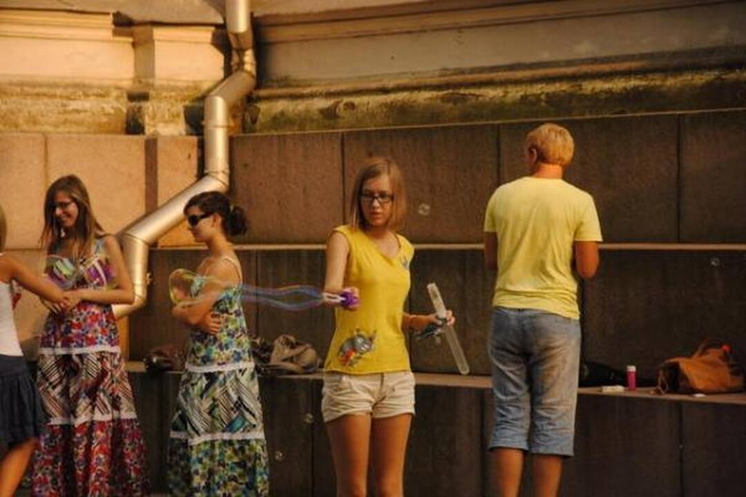 Pirmadienį Soboras skendo muilo burbuluose