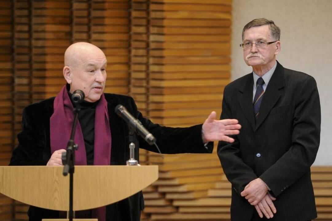Trylikai menininkų įteiktos Vyriausybės kultūros ir meno premijos