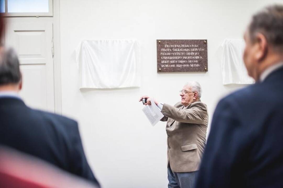 KTU įamžino dviejų Vasario 16-osios akto signatarų atminimą
