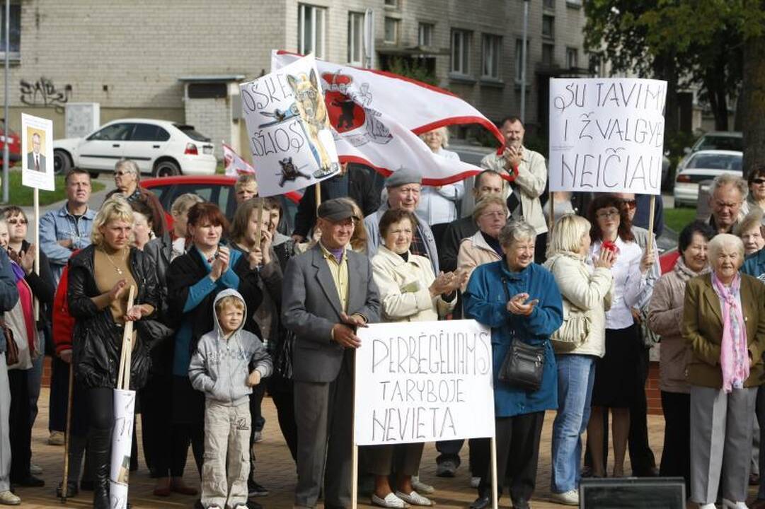 Prieš lemiamą posėdį – Klaipėdos rajono mero palaikymo piketas