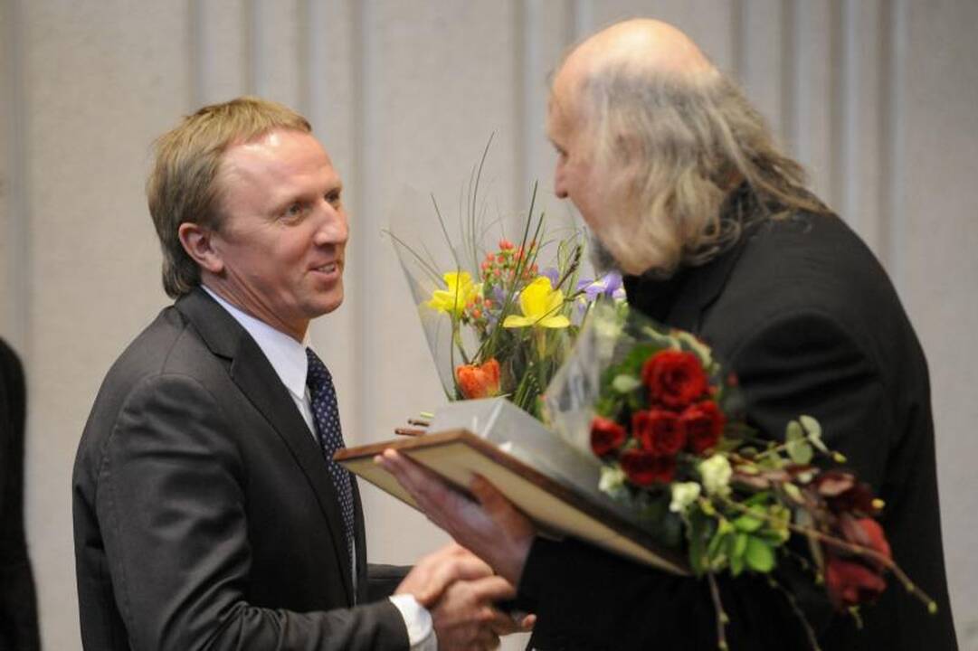 Trylikai menininkų įteiktos Vyriausybės kultūros ir meno premijos