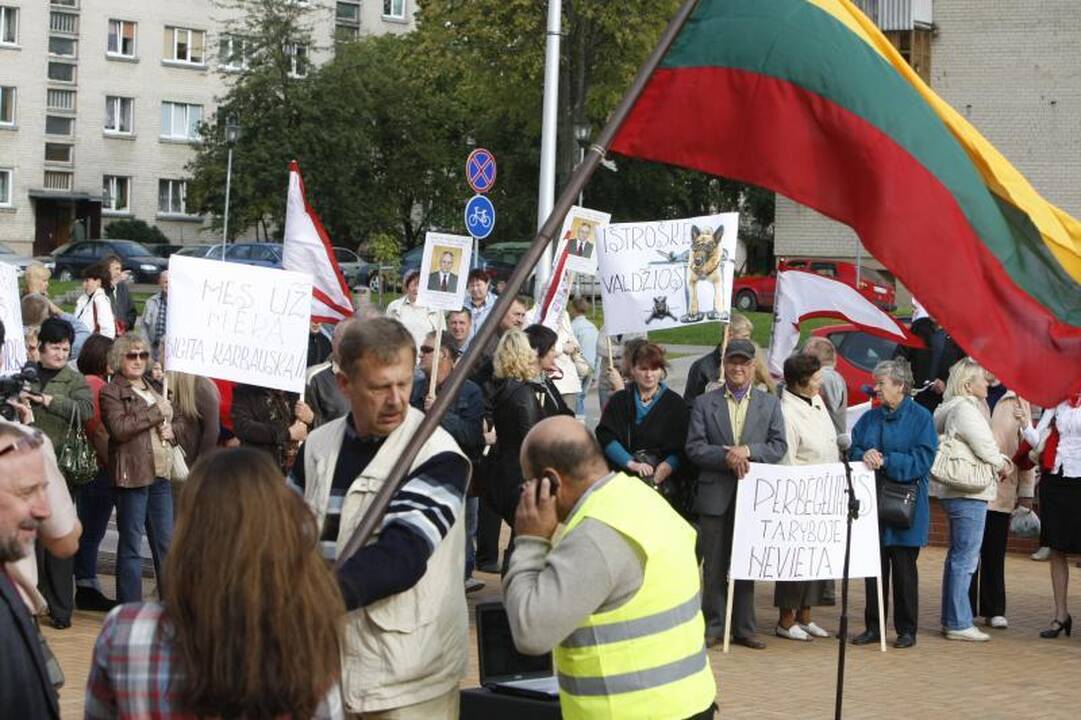 Prieš lemiamą posėdį – Klaipėdos rajono mero palaikymo piketas
