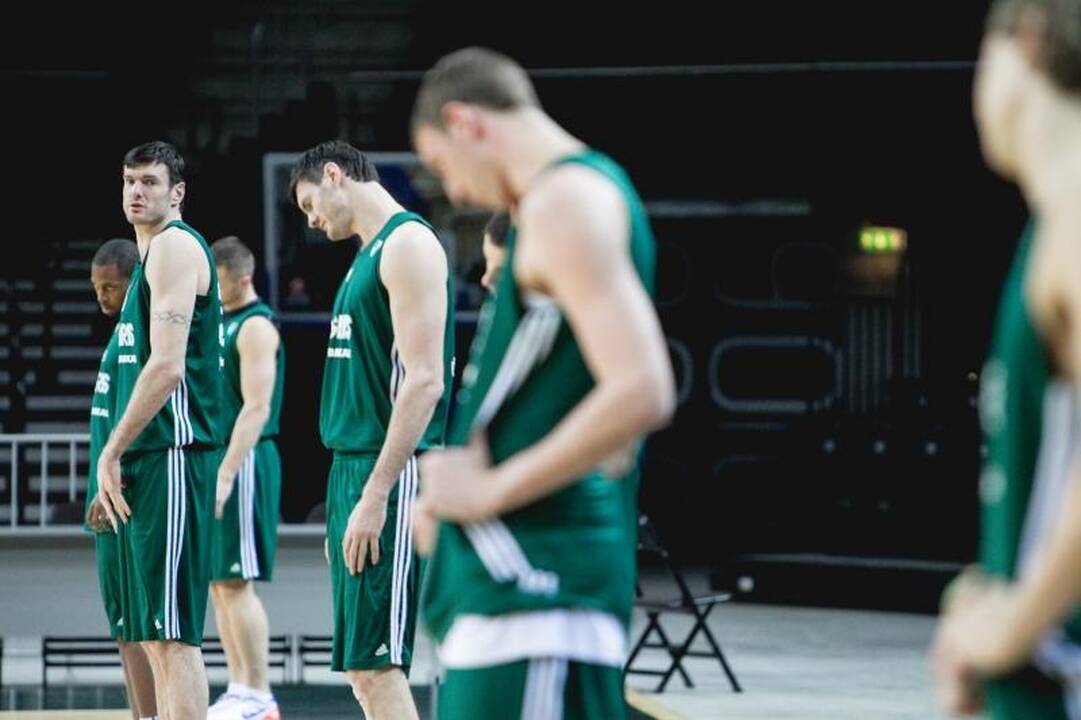 „Žalgiriui“ – dūris į paširdžius svarbios akistatos išvakarėse   