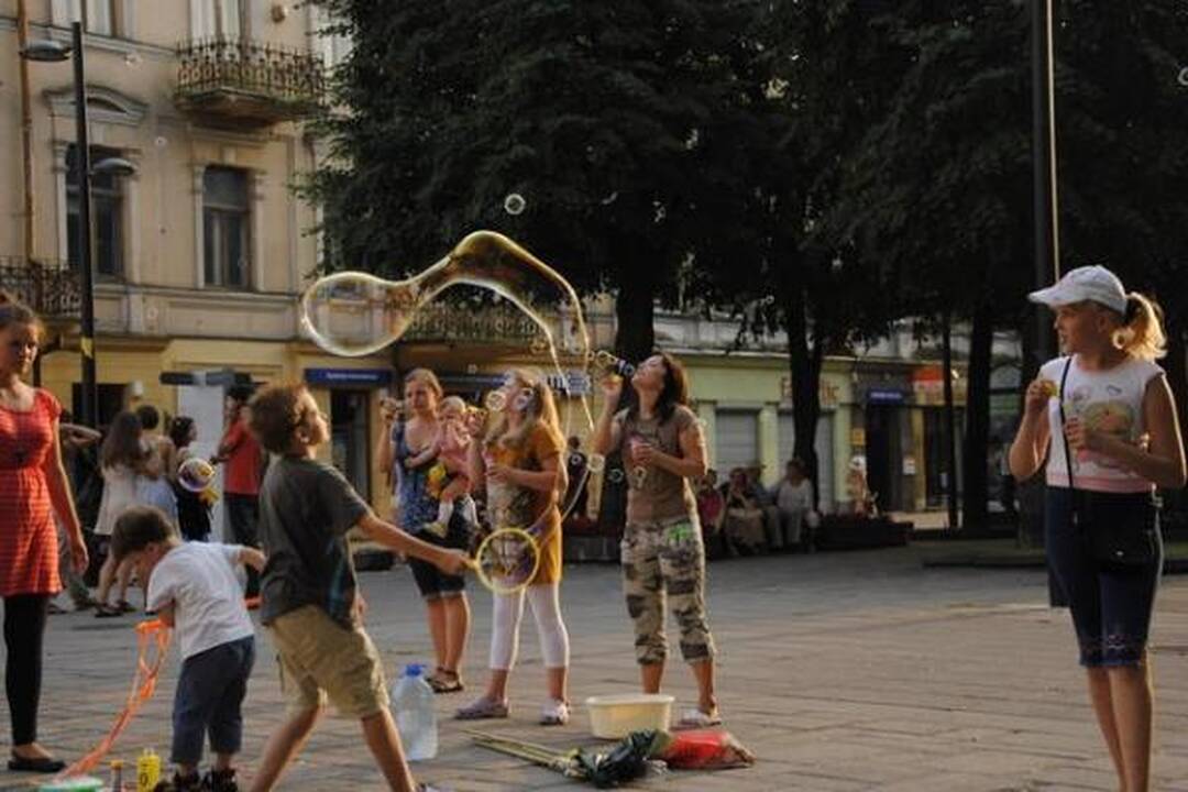 Pirmadienį Soboras skendo muilo burbuluose