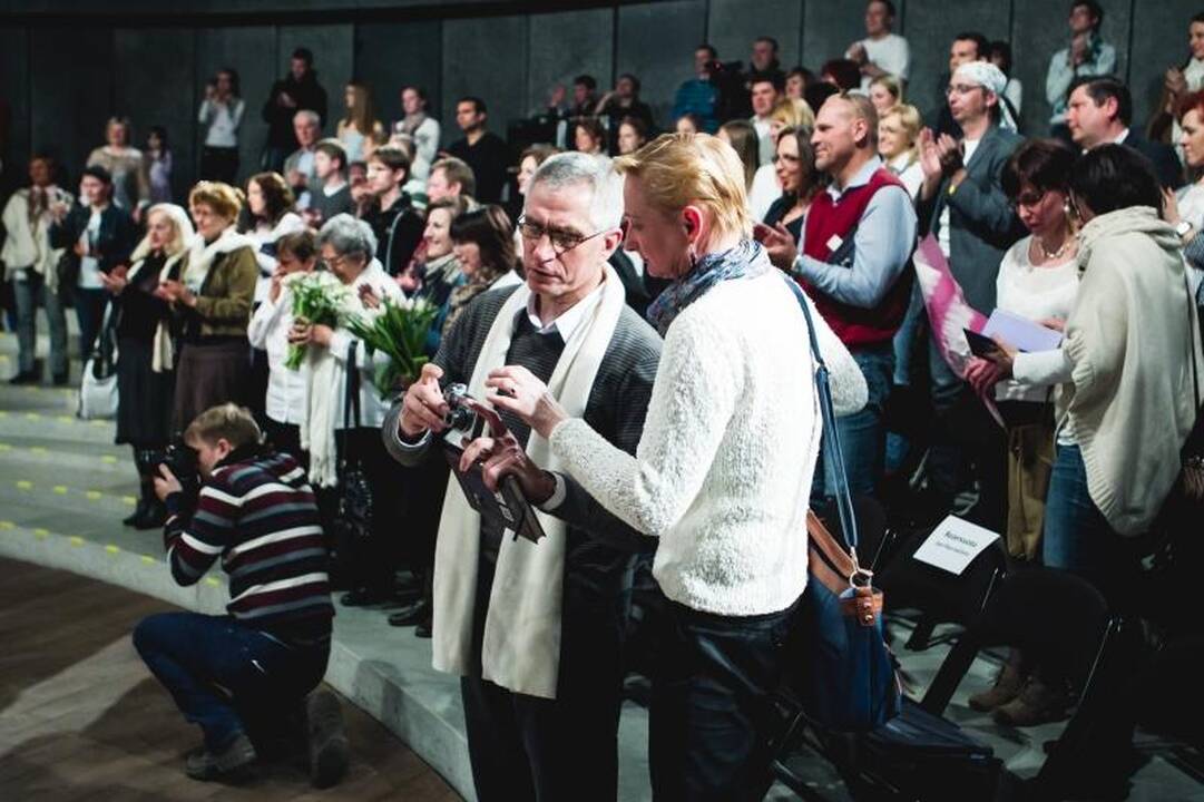 Gerbėjams knygą pristatęs J. Plaza: ar tikrai gyvenate savo gyvenimą?