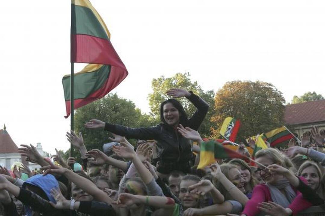 Lietuvos rinktinės krepšininkus Kaune sutiko tūkstantinė minia (papildyta)