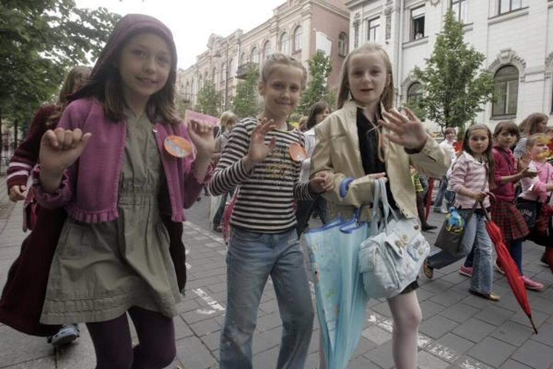 Vaikų gynimo diena: nuo Seimo iki prezidentūros