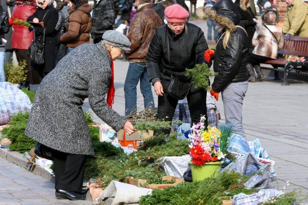 Verbų sekmadienis į senamiestį pritraukė minias kauniečių