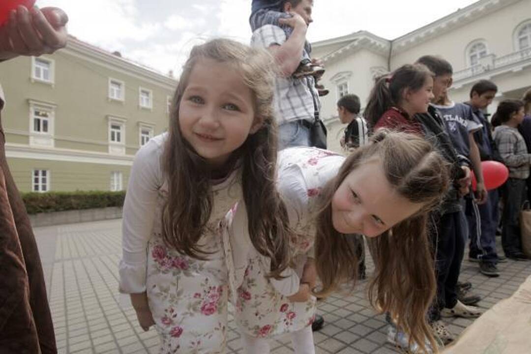 Vaikų gynimo diena: nuo Seimo iki prezidentūros